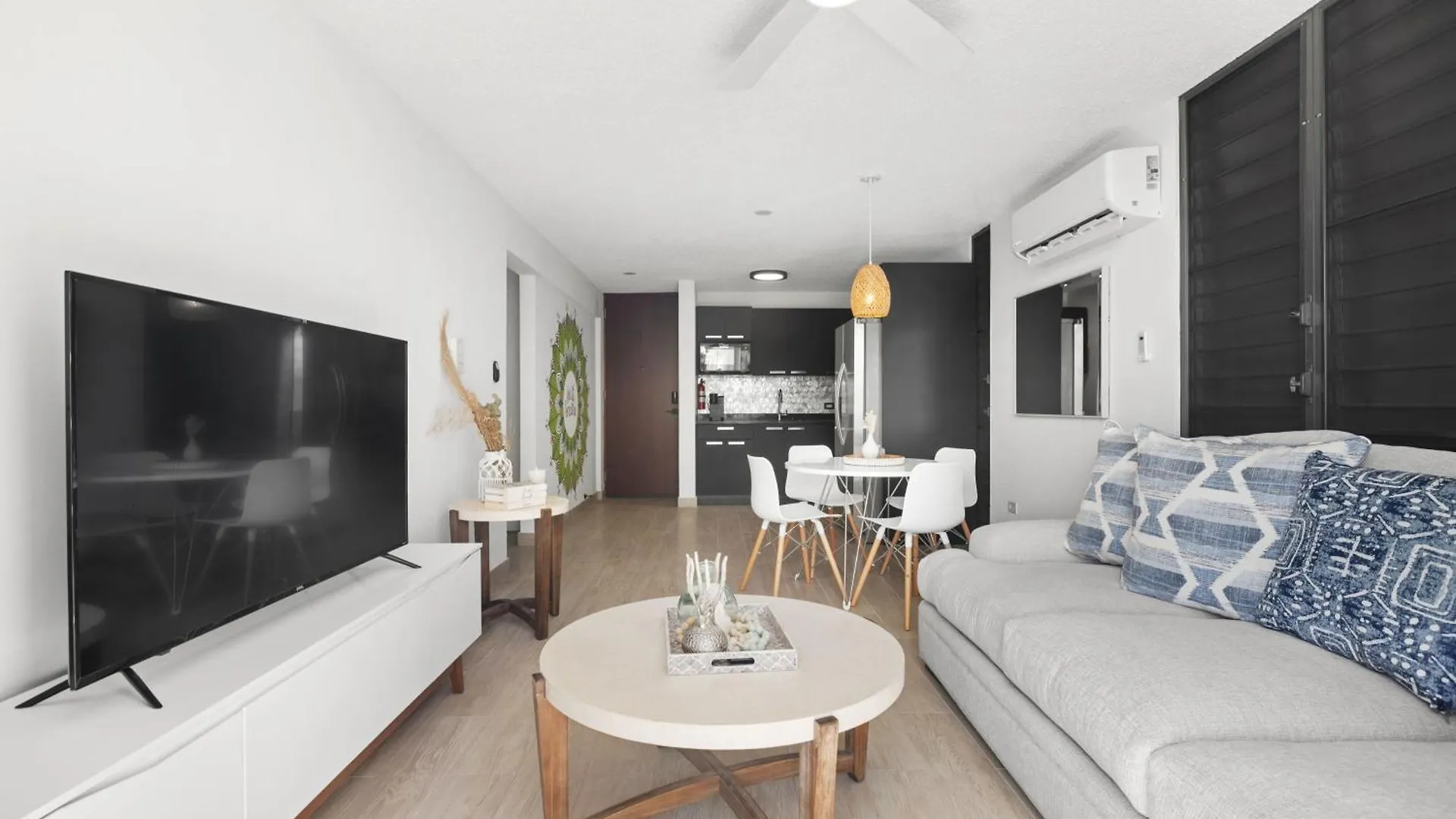 Amazing Beach Getaway For Large Groups Otium サンジョアン
