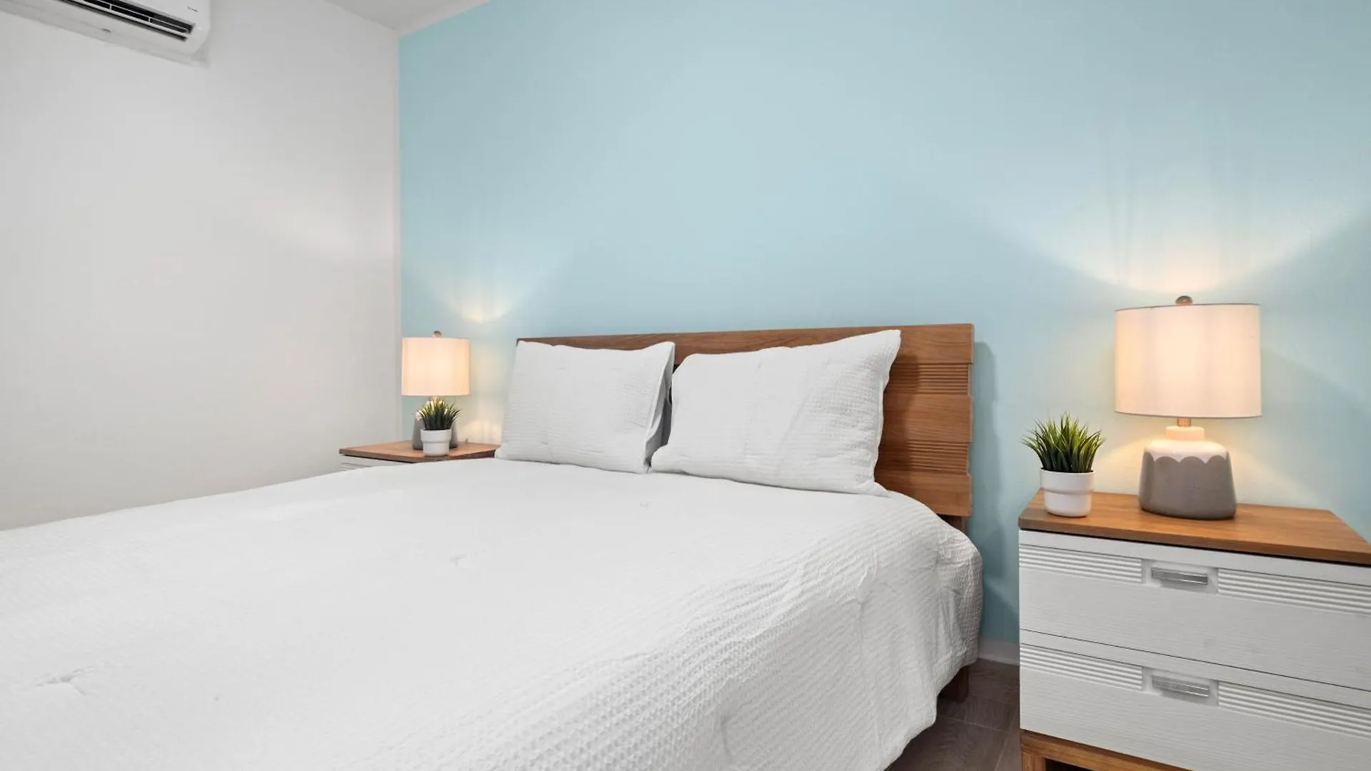 Amazing Beach Getaway For Large Groups Otium San Juan Portoriko