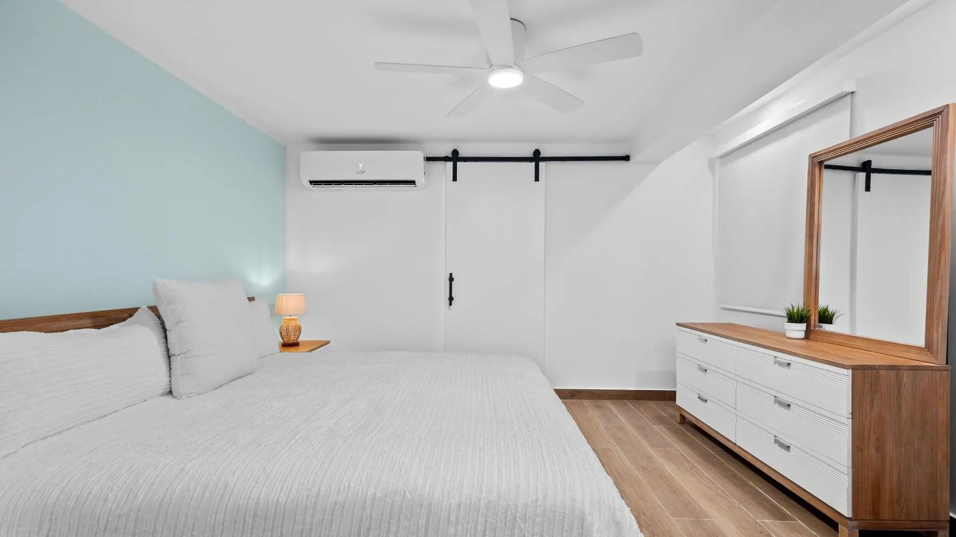 Amazing Beach Getaway For Large Groups Otium San Juan 0*,